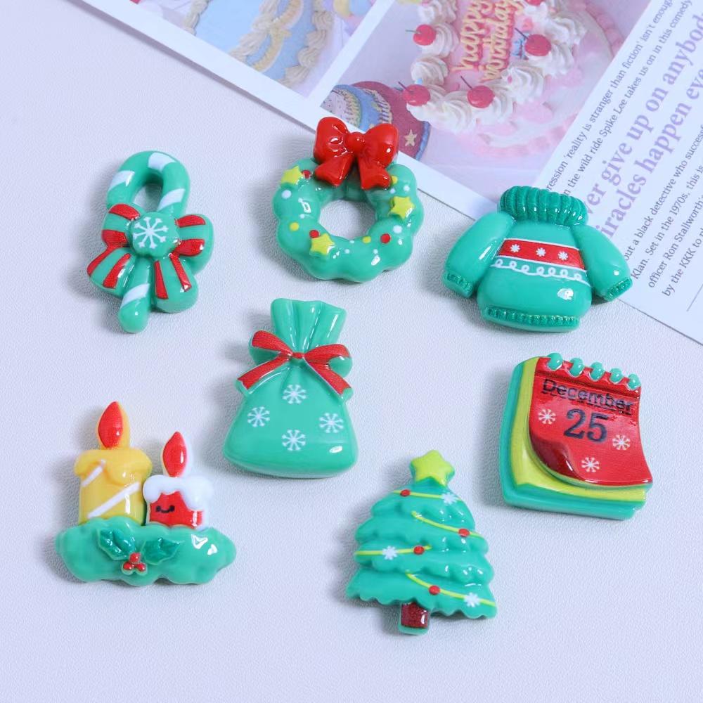 10PCS Resin Kawaii Colorful Gingerbread Man Snowman Bells Trees Flat Back Cartoon Christmas Figurines Scrapbook DIY Decor Crafts