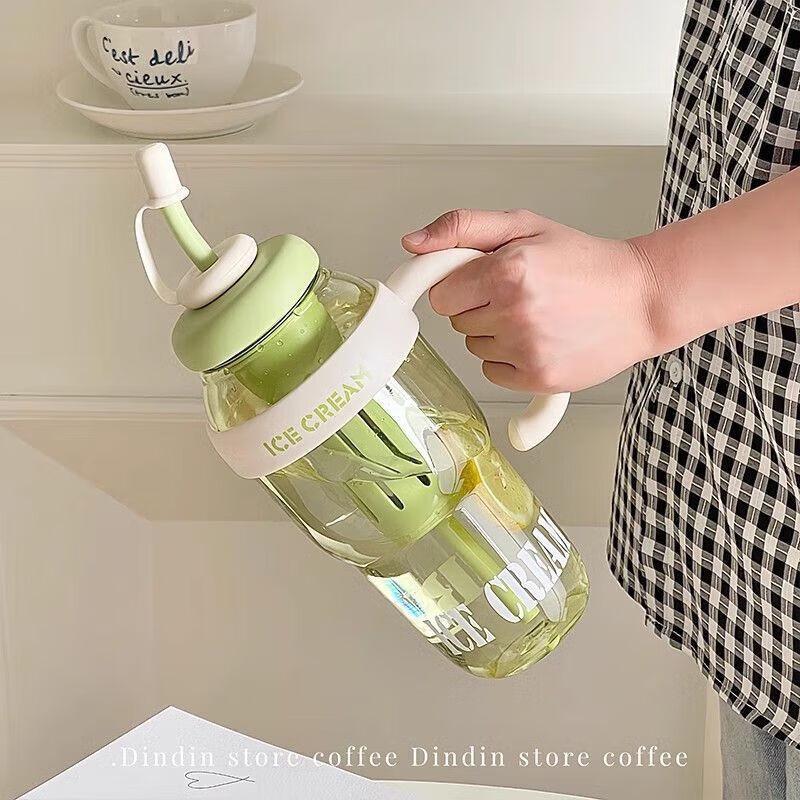 2025 High-Capacity Cute Summer Ice King Cup with Straw