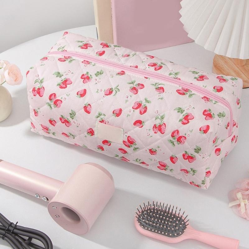 Cute Strawberry Shaped Makeup Bag Practical Polyester Large Capacity Cosmetic Bag For Cosmetics And Travel Essential