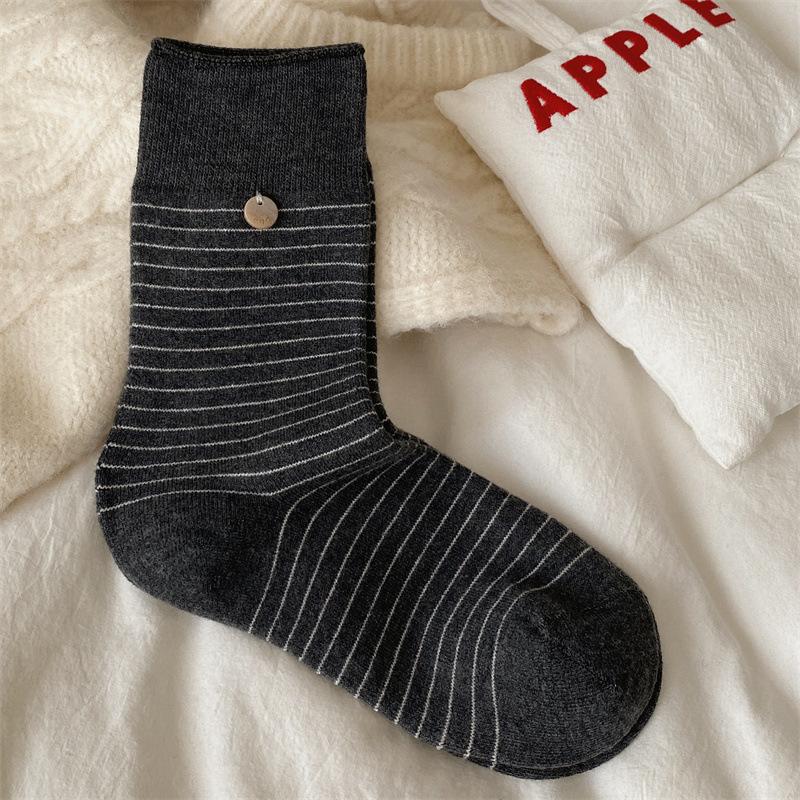 Wool Socks, Resin Buckle Striped Pile Socks, Women's Mid-calf Socks, Thickened for Warmth in Autumn and Winter
