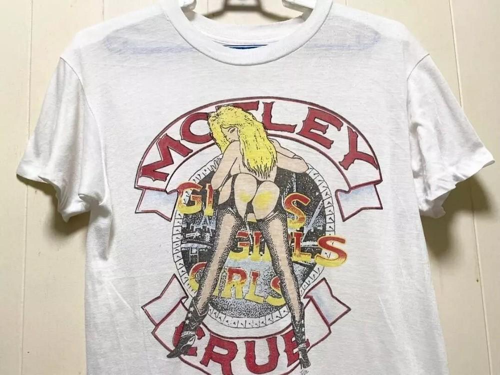 

Motley Crue Band Classic Style Black Unisex Reprint T shirt Men Women S5XL Unisex T-Shirt S