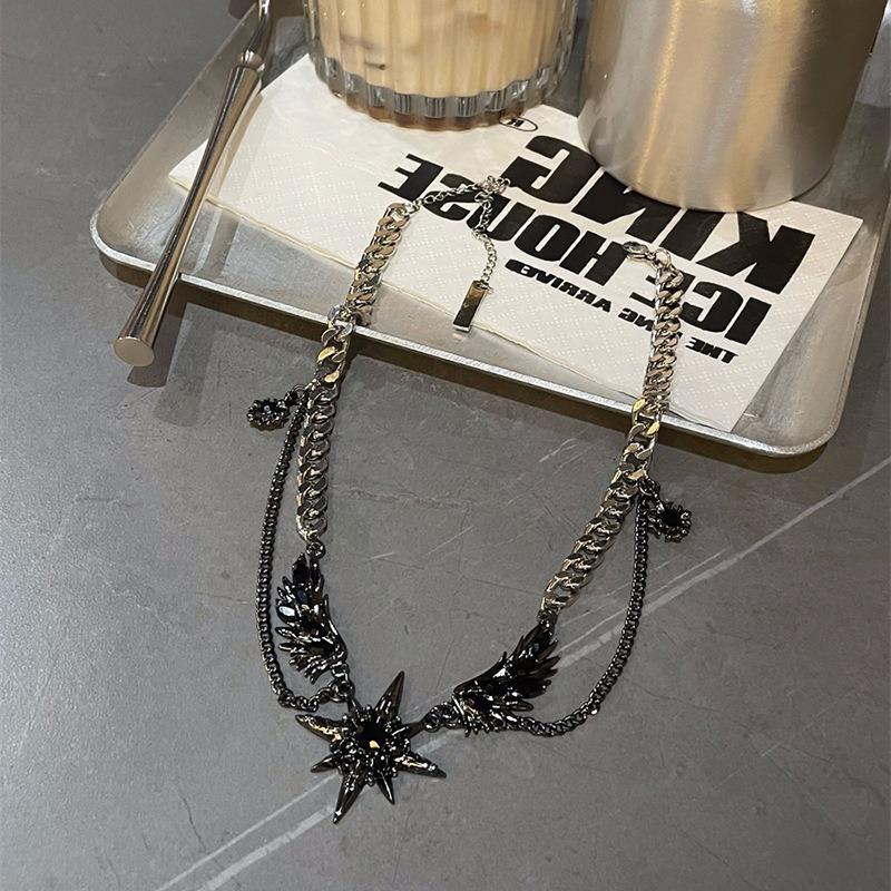 Dark Style Wing Star Y2k Hip Hop Niche Design Unisex Clavicle Necklace