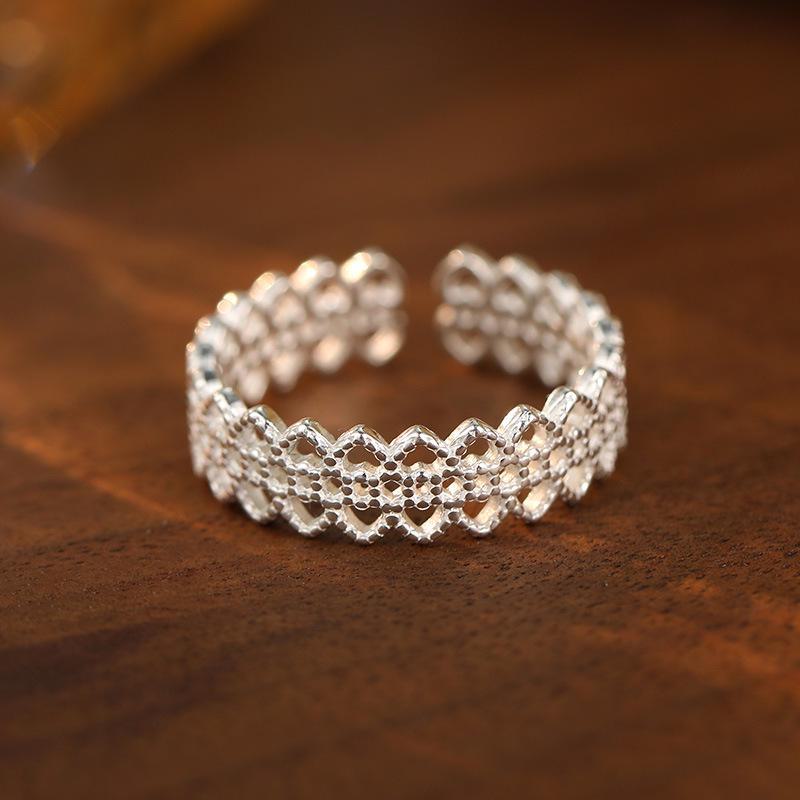 Banyan Tree Korean Lace Love Adjustable Silver Ring - Women's Light Luxury Style