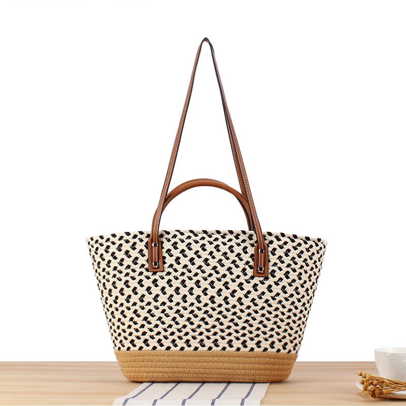 Bohemian Handmade Woven Shoulder Bag - Large Capacity, Casual Minimalist Style for Seaside Vacations and Everyday Use.