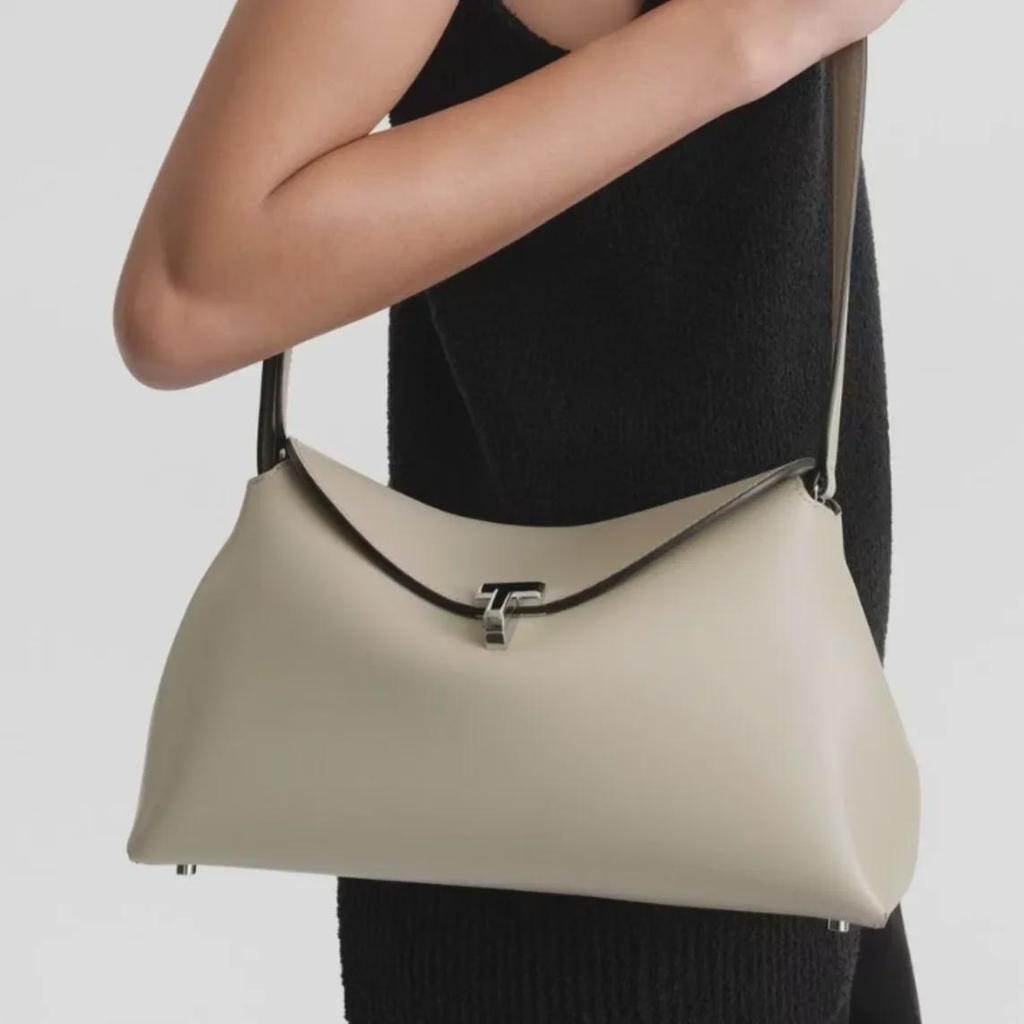 2024 Luxusní dámská kožená crossbody taška přes rameno s velkým objemem