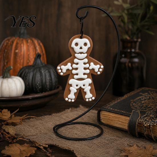 Halloween Hanging Ornaments Skeleton Gingerbread Man Ornaments, Resin Decorations, Creative Three-dimensional Ornament Pendant for Christmas Tree Wall