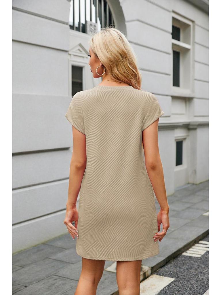 2024 Jacquard Pattern Crew Neck Pocket Short Sleeve Loose Women’s Dress