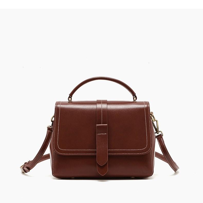Vintage High-end Cowhide Small Square Bag, New Hot Selling Women's Bag, Handbag, Versatile Commuting Shoulder Crossbody Bag