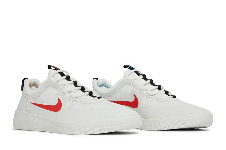 Nike SB Nyjah Free 2 Summit White Chile Red