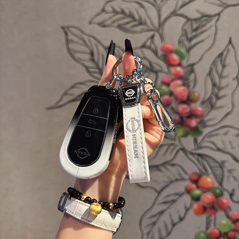 ANY2  Suitable for Dongfeng Nissan N7 Key Protection Cover 2025 Nissan N7 Special Car Key Shell Gradient Buckle Bag