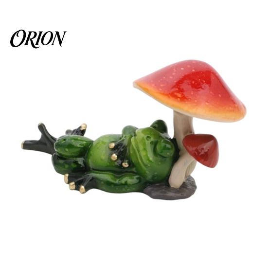 Niche Personality Ornaments Drunk Frog On The Toilet Decor, Funny Sculpture Tabletop Realistic Statue Cute Resin Desktop Ornament for Home Office Desk