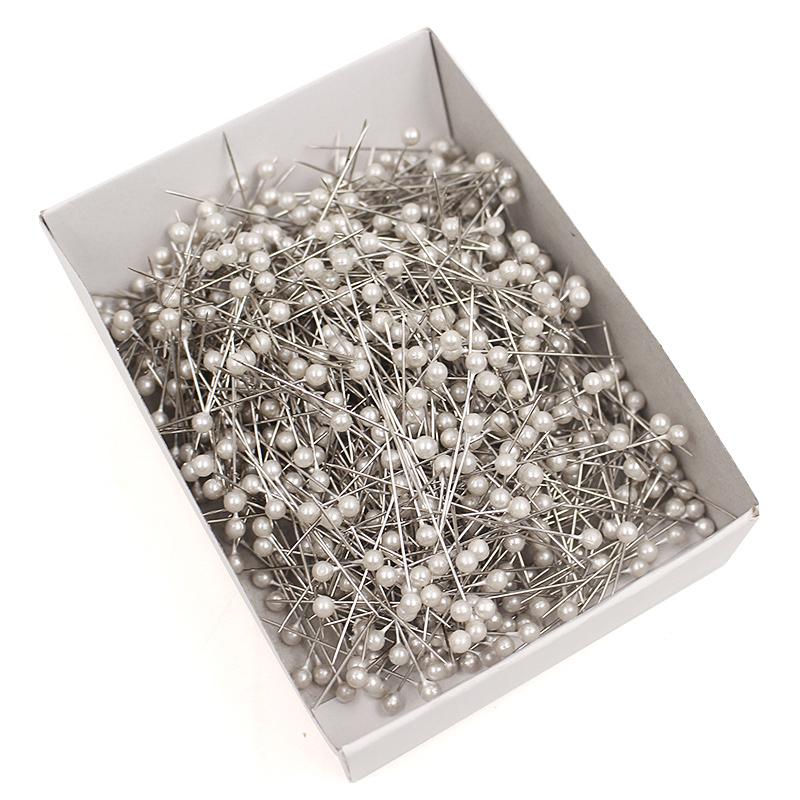Szpilki z perłową główką do szycia krawieckiego i odzieży