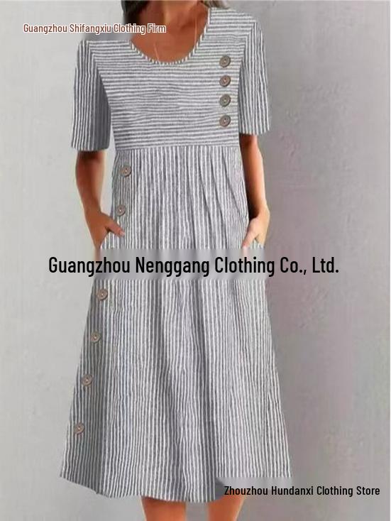 Plus-Size Printed Pocket Maxi Dress