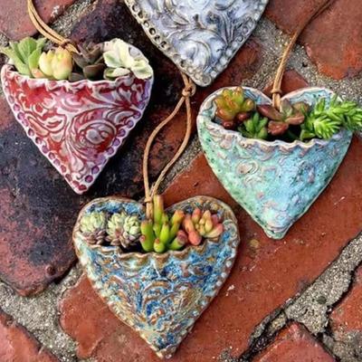 Small Plant Pots-Succulent Planter-Wall Hanging Retro Heart-Shaped Plant Pots-Indoor Vertical Garden-Hanging Plant Holder for Window Decorations