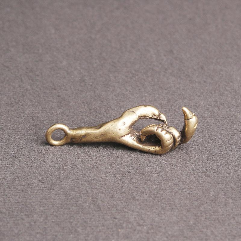 Vintage Brass Devil'S Hand Keychain Pendant With Eagle Claw Design For Bags Diy Jewelry Charms Accessories Punk Fashion Gifts