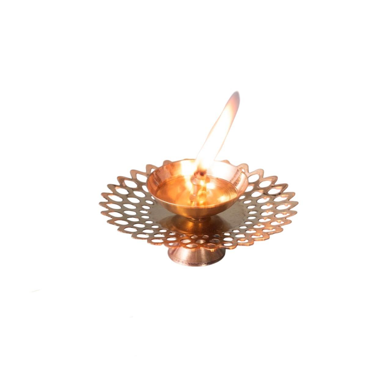 Латунный подсвечник-дия, Brass Candle Holder Diya,  Nestroots