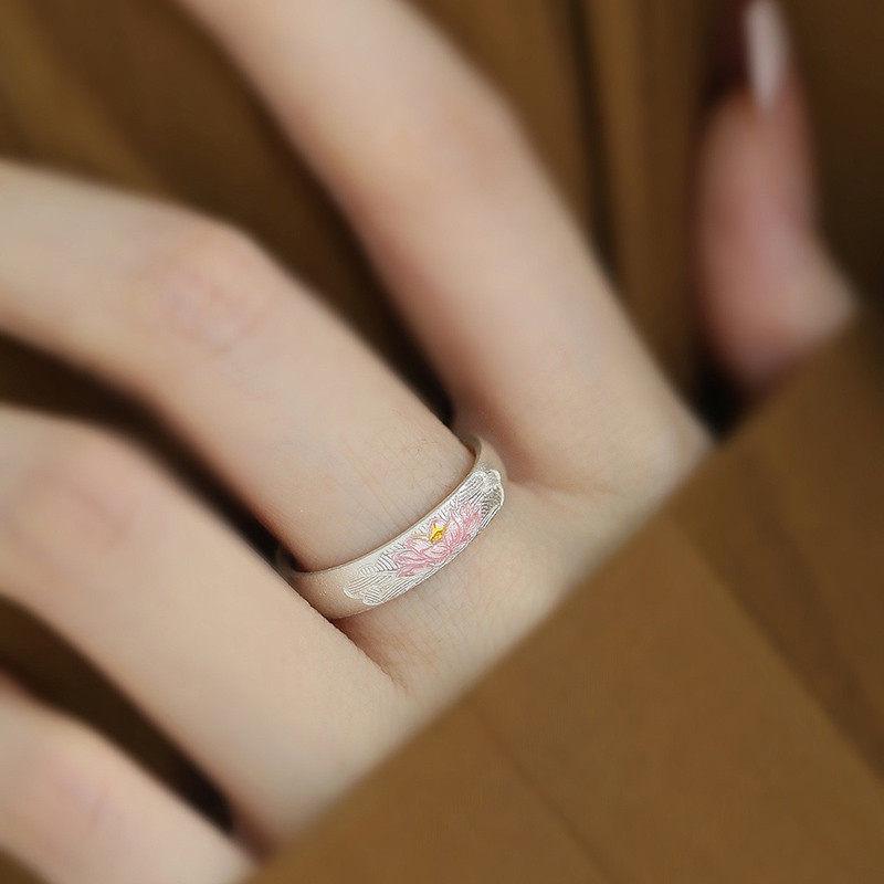 Chinese-Style Enamel Lotus Ring: Retro Artistic Gift for Girls