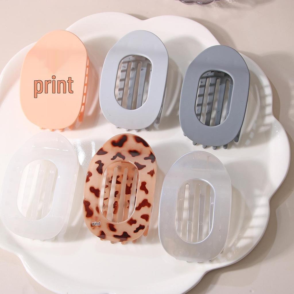 Large Round Duckbill Hair Clip with Strong Grip and Bendable Teeth - Hair Accessory