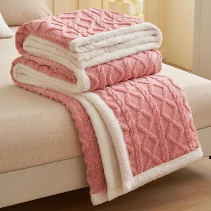 Super Měkká Královská Deka Hořčicově Žlutá Prémiová Hedvábně Hladká Flanelová Fleece 3D Oblaka Stylový Žakár Lehká Postelová Deka Pro Celoroční Použití