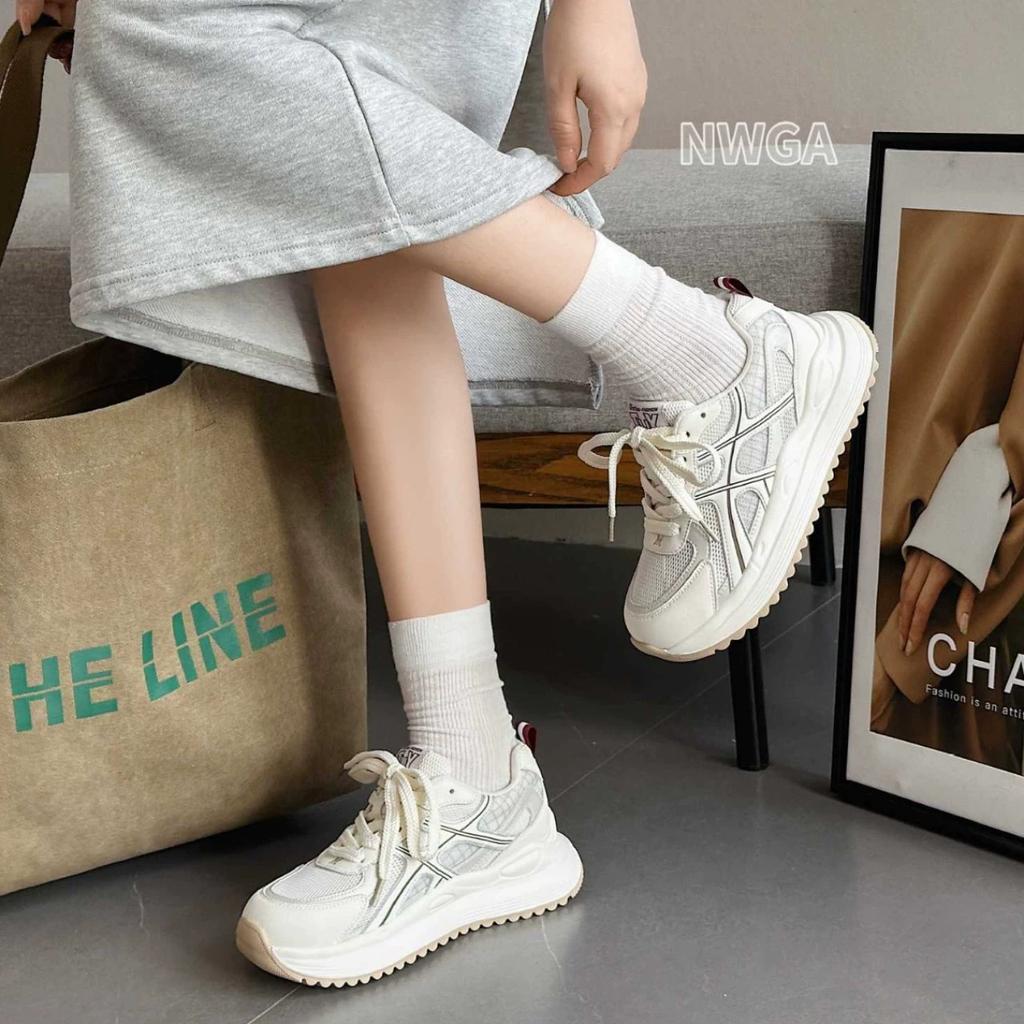 2025 Summer New Versatile and Thin Round Head Lace-up Sports Shoes Ins Trendy Thick-soled Casual Leather Dad Shoes Women