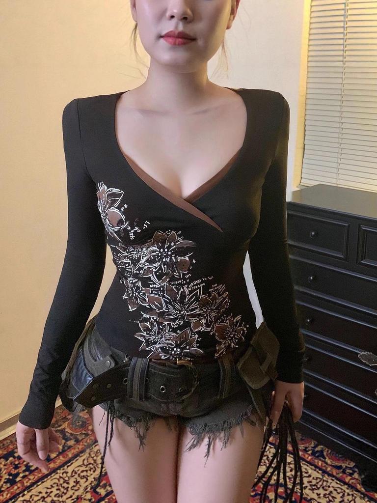 Y2K Spicy Girl V-neck Floral Long Sleeve Slim Fit Waist Cinched Retro Top