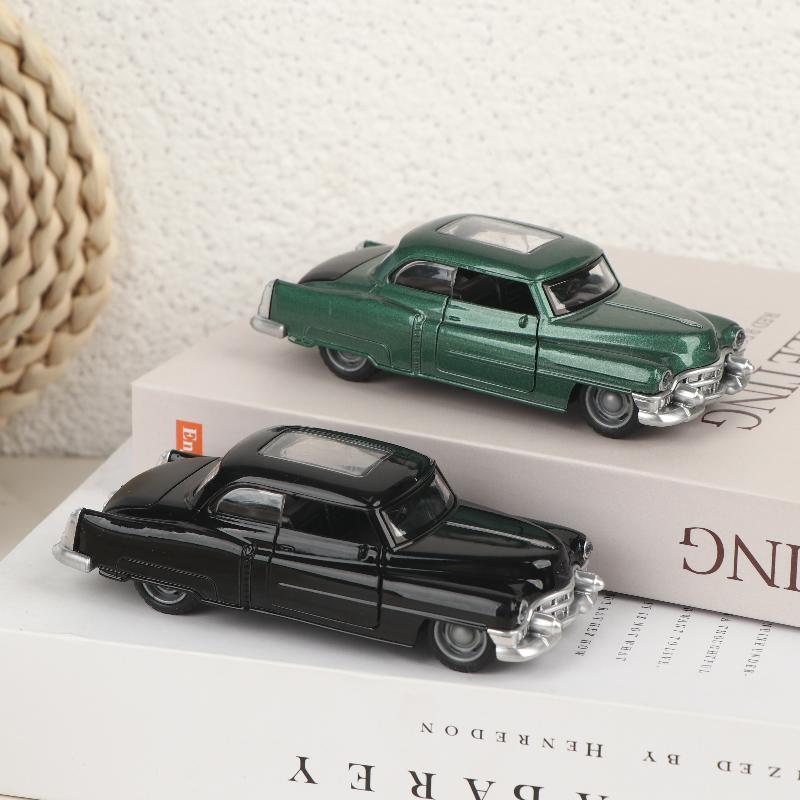 1/36 Realistic Alloy Car Model Retro Pull Back Car Toy Die-Cast Metal Toys Car Desktop Ornaments Home Office Decoration