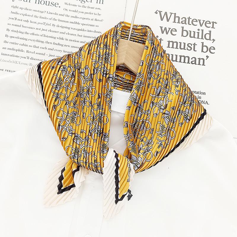 Retro Color Block Crinkled Square Scarf - 70cm Pleated Neckerchief in Imitation Silk for Women