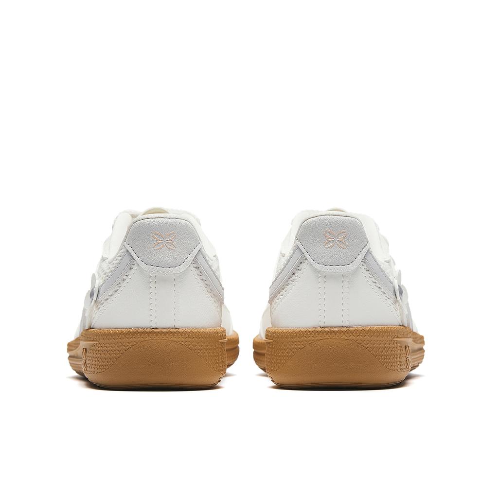Anta Lightweight Versatile Comfortable Low-Top Sneakers Women Sneakers White 122628036-4