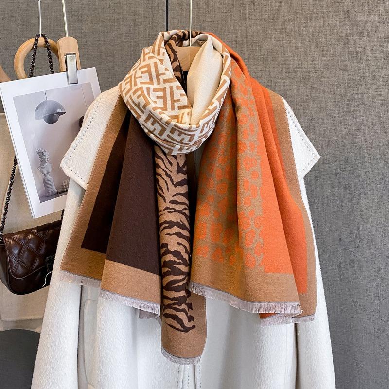 Autumn and Winter New Leopard Print Zebra Pattern Splicing Jacquard Scarf Women's Thickened Warm Neck Protection Scarf Shawl Outer Cover