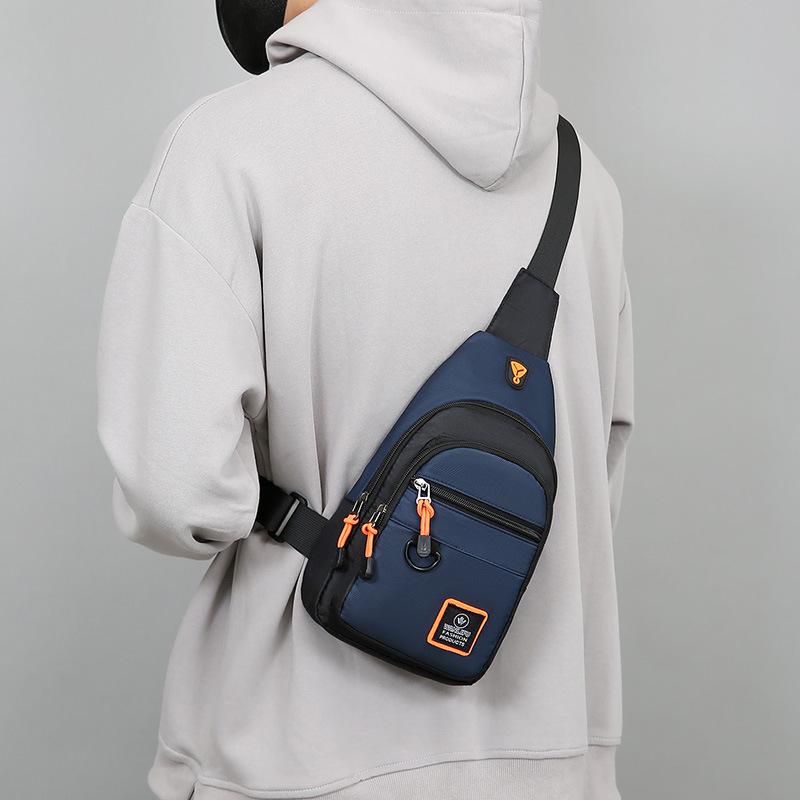 Trendy Lightweight Men's Commuter Chest Bag: Wear-Resistant, Large Capacity, Multi-Compartment Crossbody