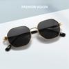 Men's and Women's Fashion Polygonal Frame Sunglasses Retro Sun Protection Sunglasses Trendy Outdoor Eyewear for Men and Women