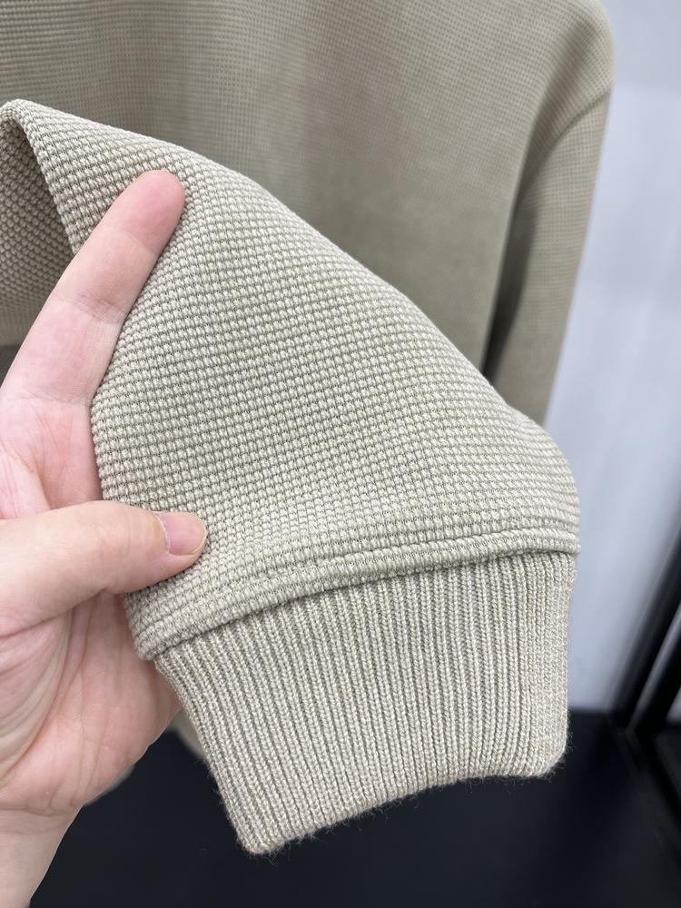 Men's Premium Fleece-Lined Sweatshirt: Warm, Thick, Solid Color, Round Neck, Long-Sleeve Base Layer for Autumn & Winter.