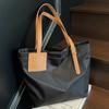 Simple, lightweight and large-capacity nylon cloth tote bag women's 2025 new high-end casual solid color mommy shoulder bag