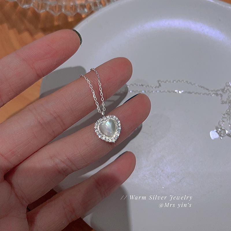 Серебряная подвеска-сердце S925 с инкрустацией бриллиантом – Элегантная женская цепочка на ключицу 925 Silver