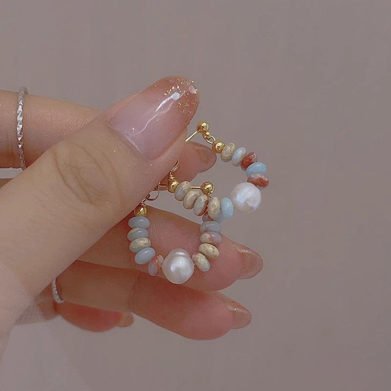 

Элегантные китайские ретро-серьги 2024 года: Роскошный винтажный стиль для женщин