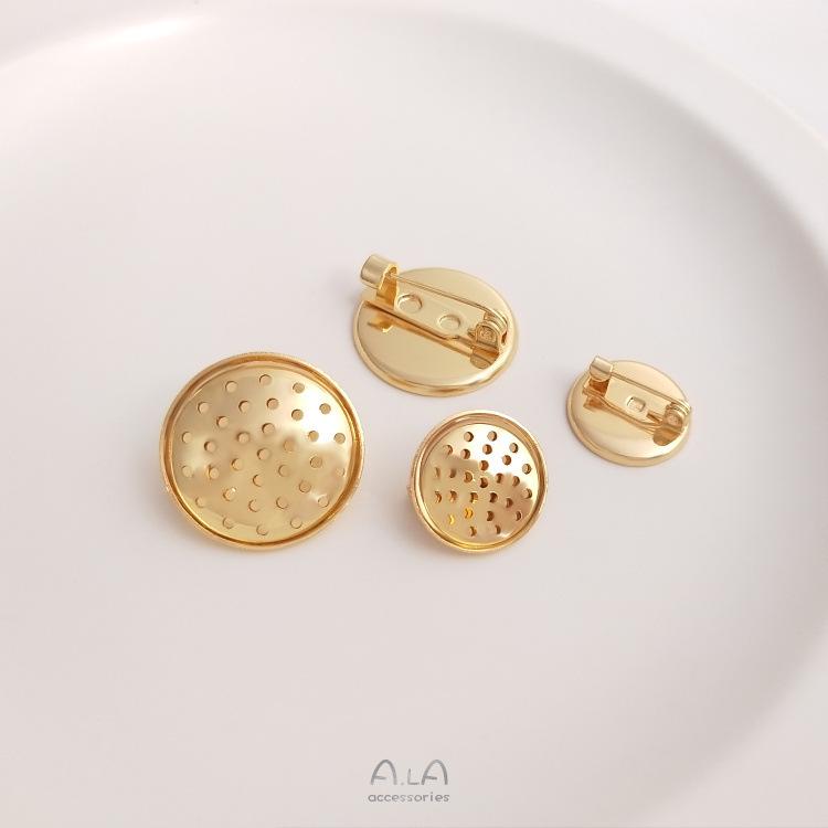 Měděný přívěsek na náhrdelník pozlacený 14karátovým zlatem: Nastavení podnosu Cloud s designem kulatého disku a makovice lotosu