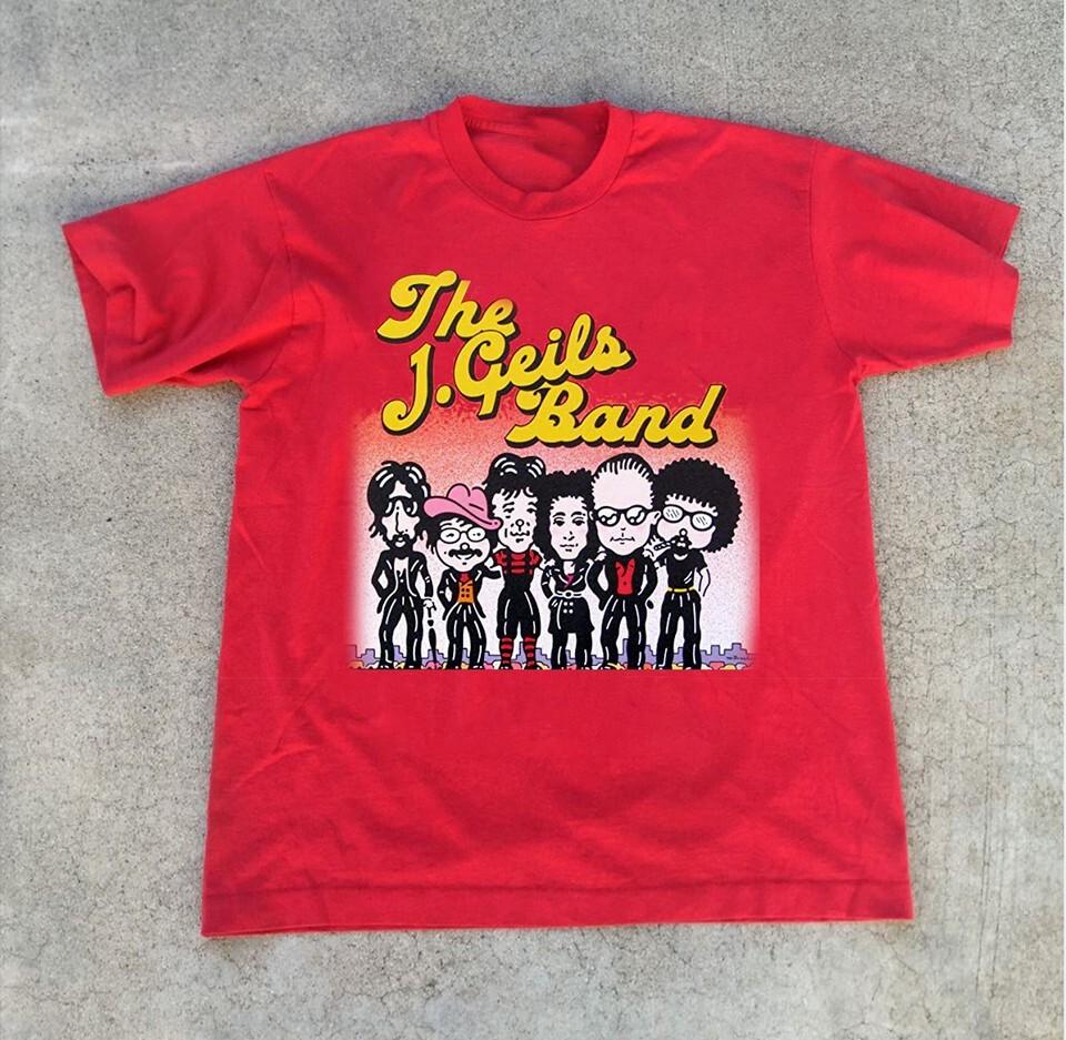 

Дж. Geils Band - Лучшее из J. Geils Band Две красные футболки всех размеров CO14 XL