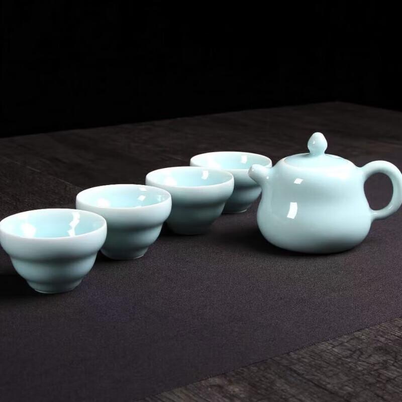 

Yihude Fulu Tea Set