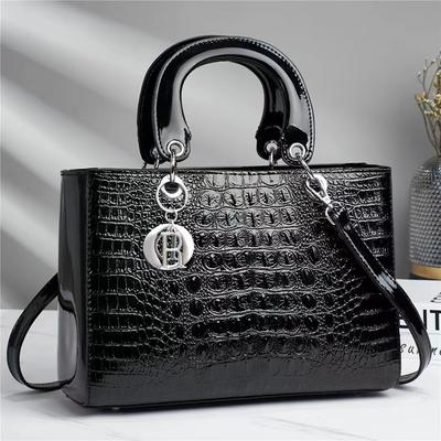 Nouveau Sac à bandoulière croisé tendance à grande capacité à motif crocodile, à la texture élégante et de haute qualité