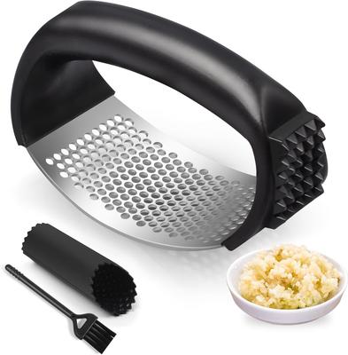 Rocker do czosnku Stal nierdzewna Maszynka do mielenia czosnku Rozdrabniacz do czosnku Narzędzie Easy-Squeeze z obieraczką i szczoteczką do czyszczenia do miażdżenia