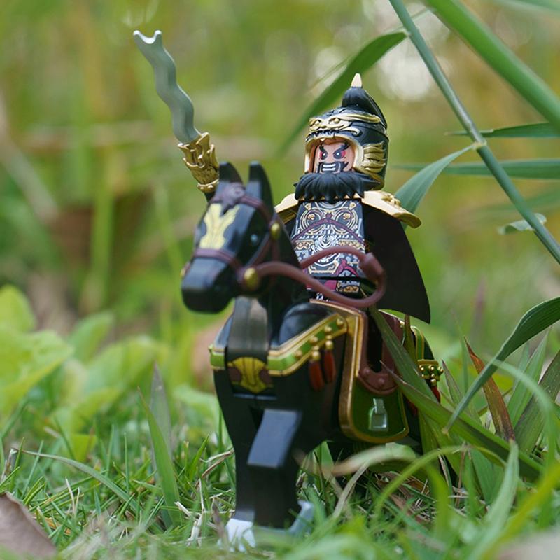 Courage Of The Three Kingdoms Soldiers Zhang Fei with War Horse Weapon Brick Mini Action Figure Building Blocks Kids Toy Gifts