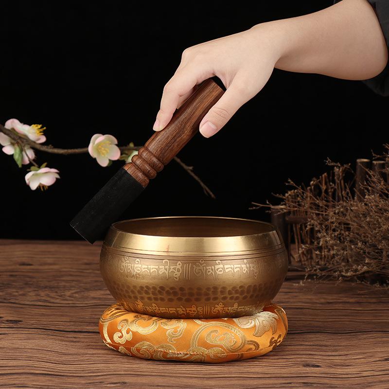 Handmade Nepal Singing Bowl with Six-Syllable Mantra for Yoga, Meditation, and Sound Healing - Calming Bronze Buddhist Bowl for Ear Cleansing.