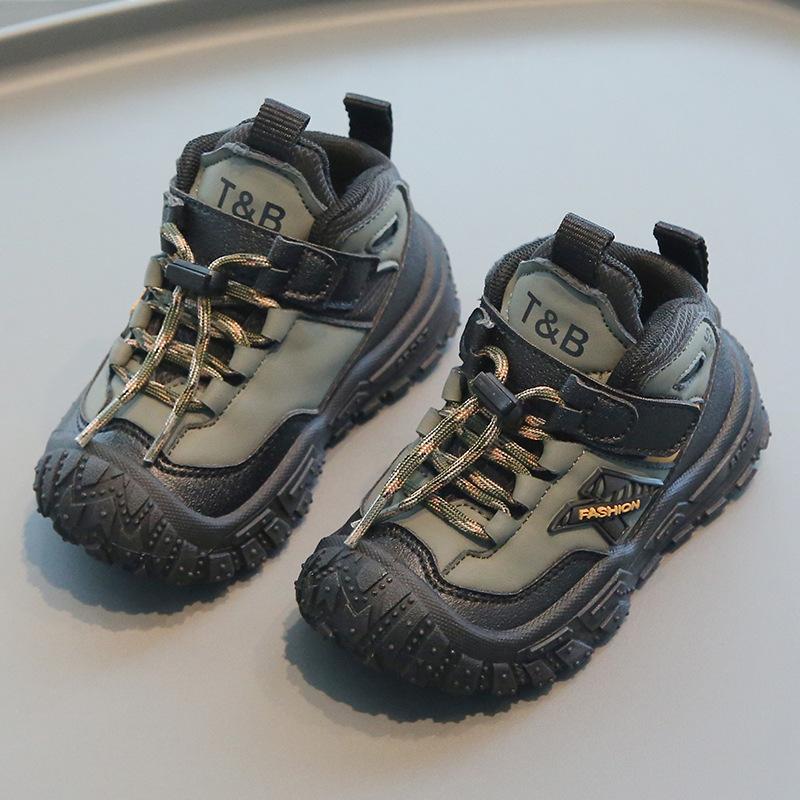 Children's sports shoes 2025 spring and autumn new boys' dad shoes mountaineering girls' running shoes soft-soled baby casual shoes