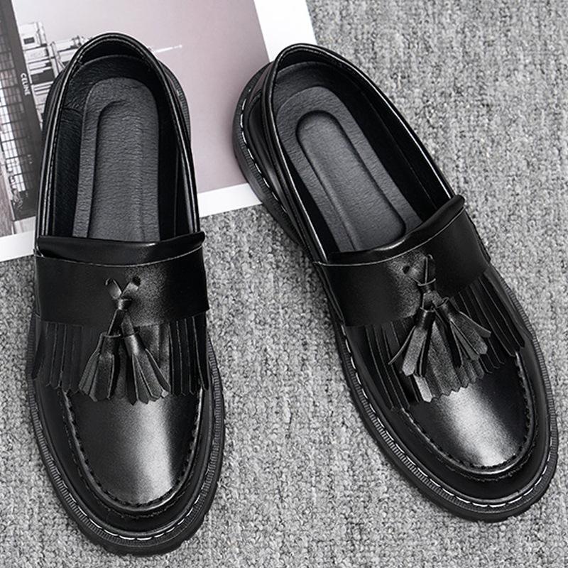 Lederschuhe Herren Business vielseitig Frühling und Herbst atmungsaktiv Britischer Stil lässige Lederschuhe zur Arbeit Hochzeit Trauzeugen Schuhe