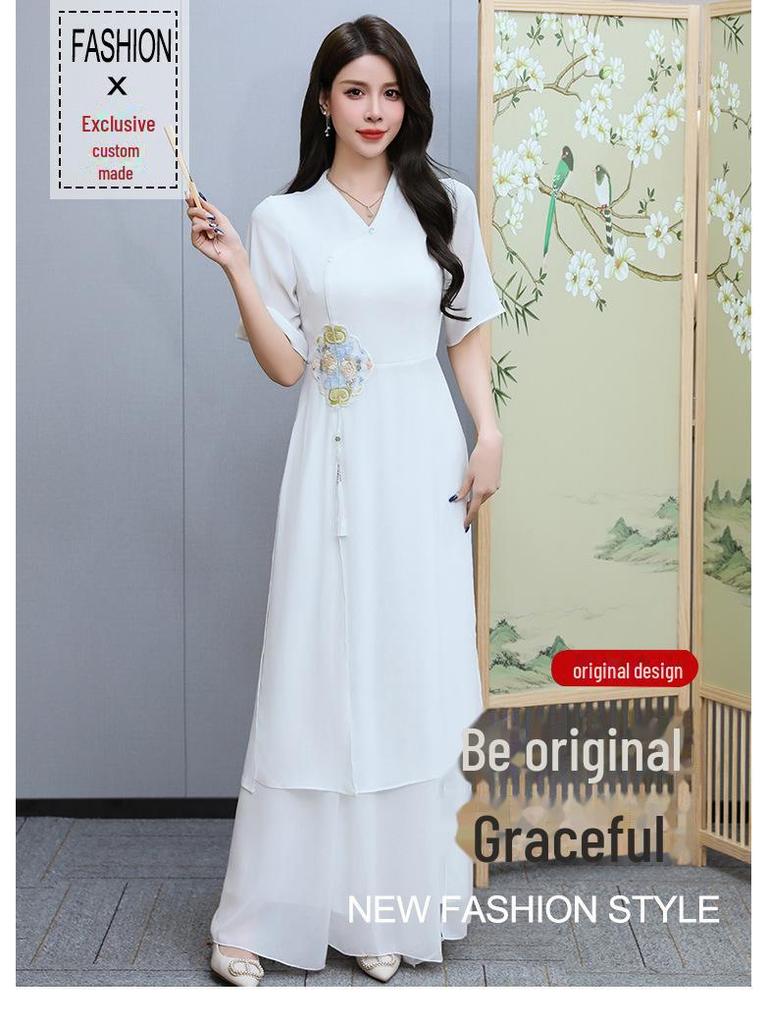 Women's Short-Sleeved Front Desk, Spa, and Reception Uniform