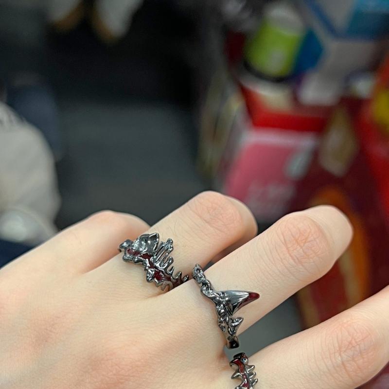 Punk Finger Rings Red Flame Open Finger Rings Adjustable Finger Rings Metal Material Jewelry Gift for Men Women Girls
