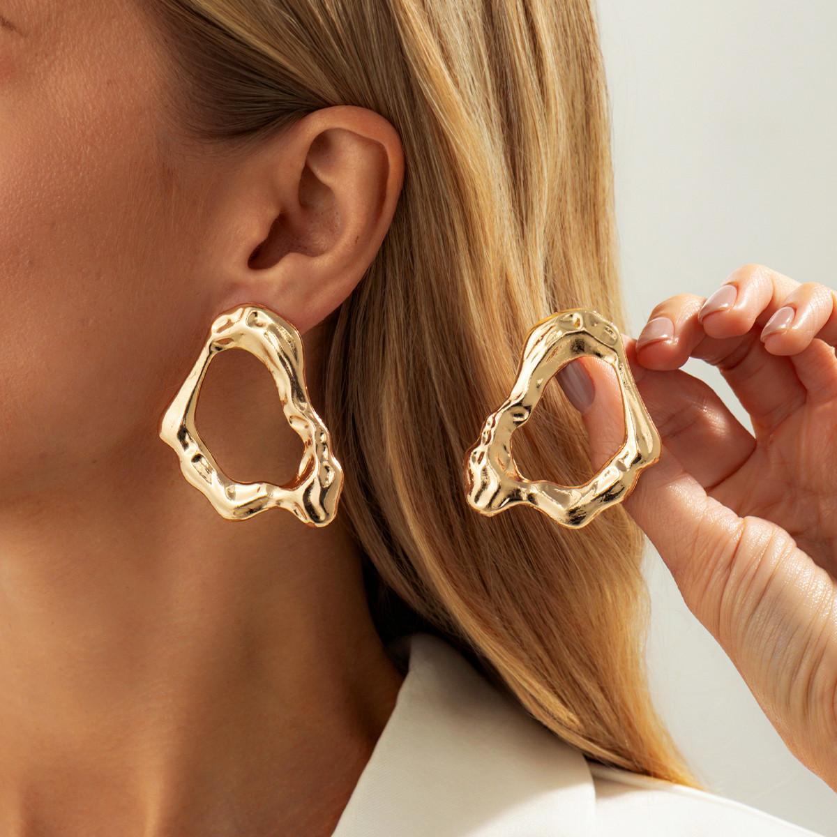 

5 Style Red Imitate Enamel Metal Flower Earrings For Women Fashion Irregular Geometry Metal Ear Stud Vintage Romantic Jewelry