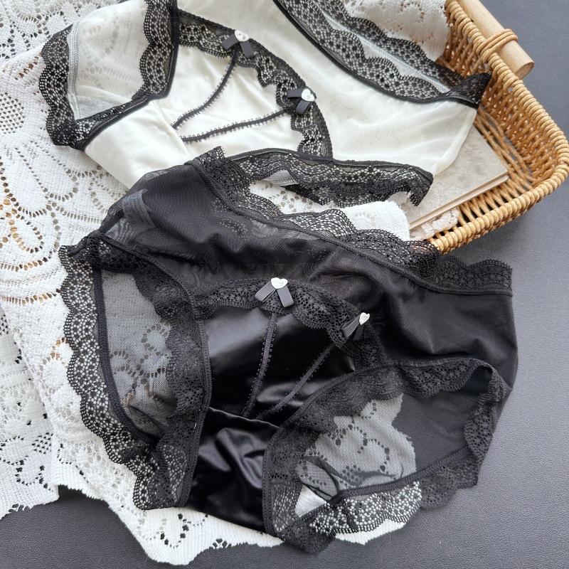 Ladies Spring Summer Sexy Mesh Lace Edge Ice Silk Comfortable Low Rise Panties