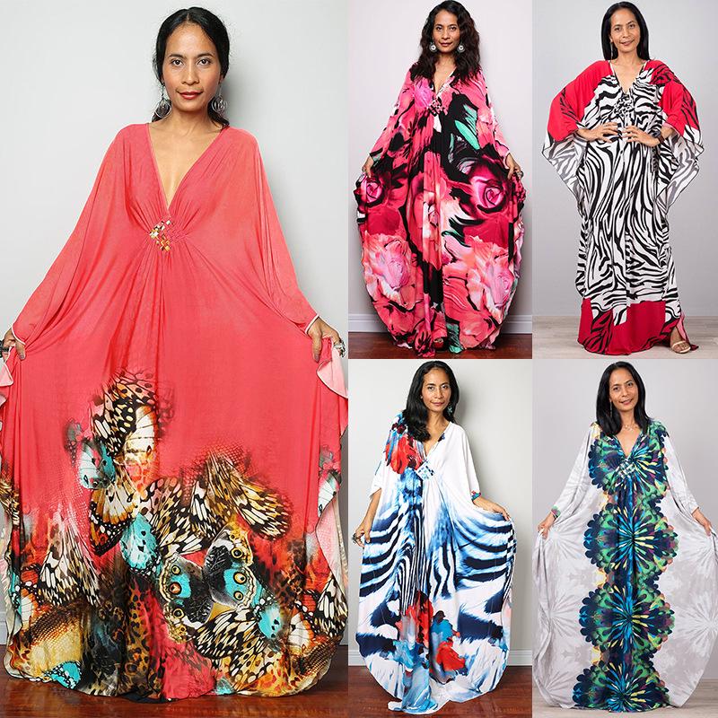 Handgemachter schwarzer & roter floraler langer Strand-Überwurf-Kimono für Damen