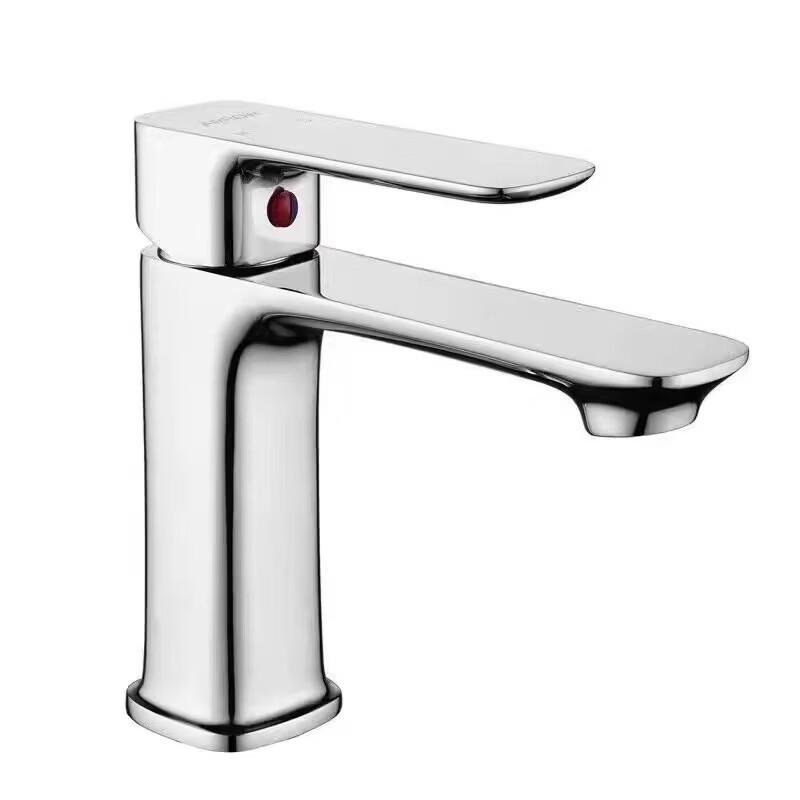 OEING Hot & Cold Copper Basin Faucet